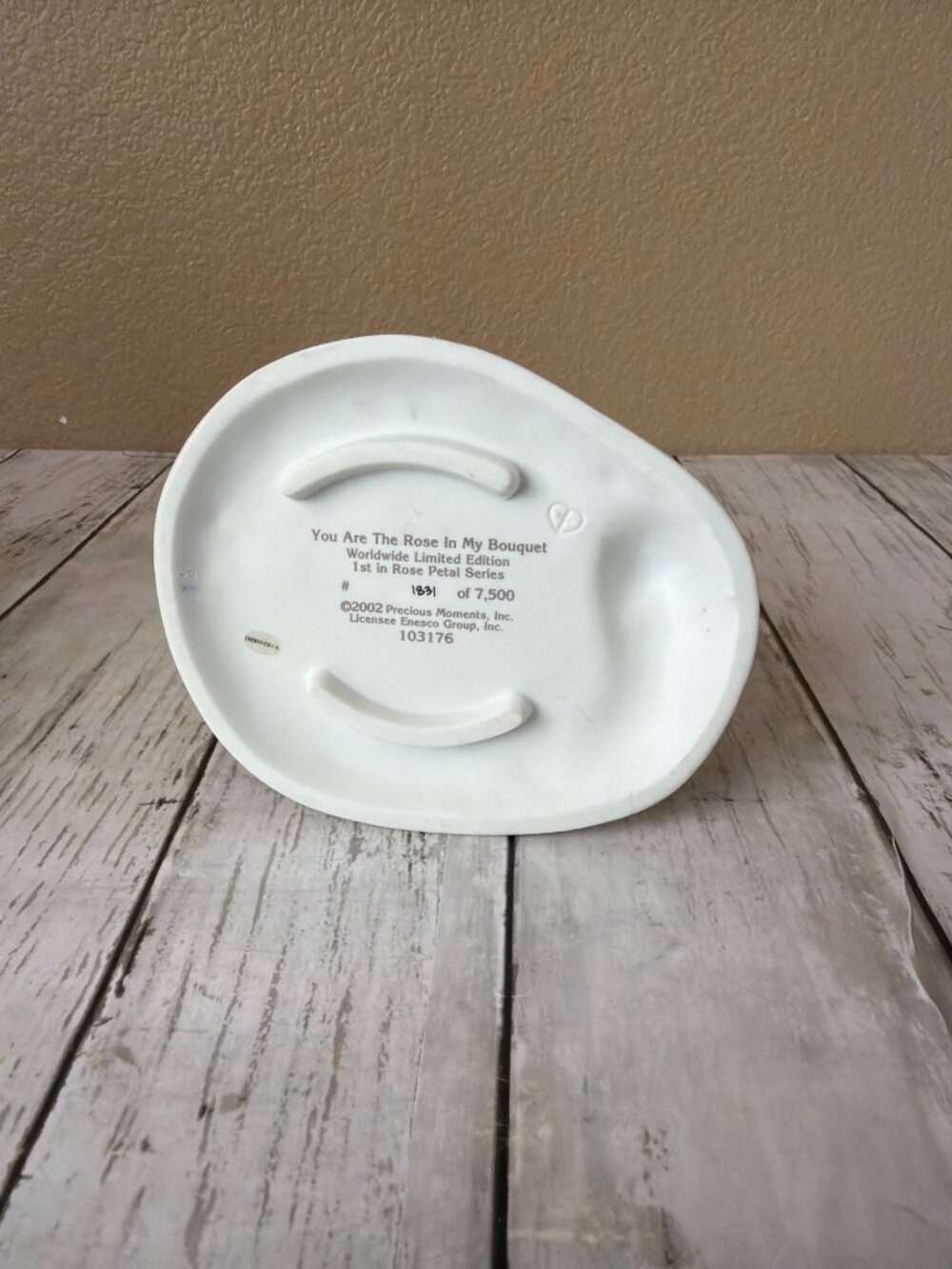 Precious Moments #103176 Rose in My Bouquet 2002 Ltd Ed 1831/7500 Girl Cat - Picture 6 of 14